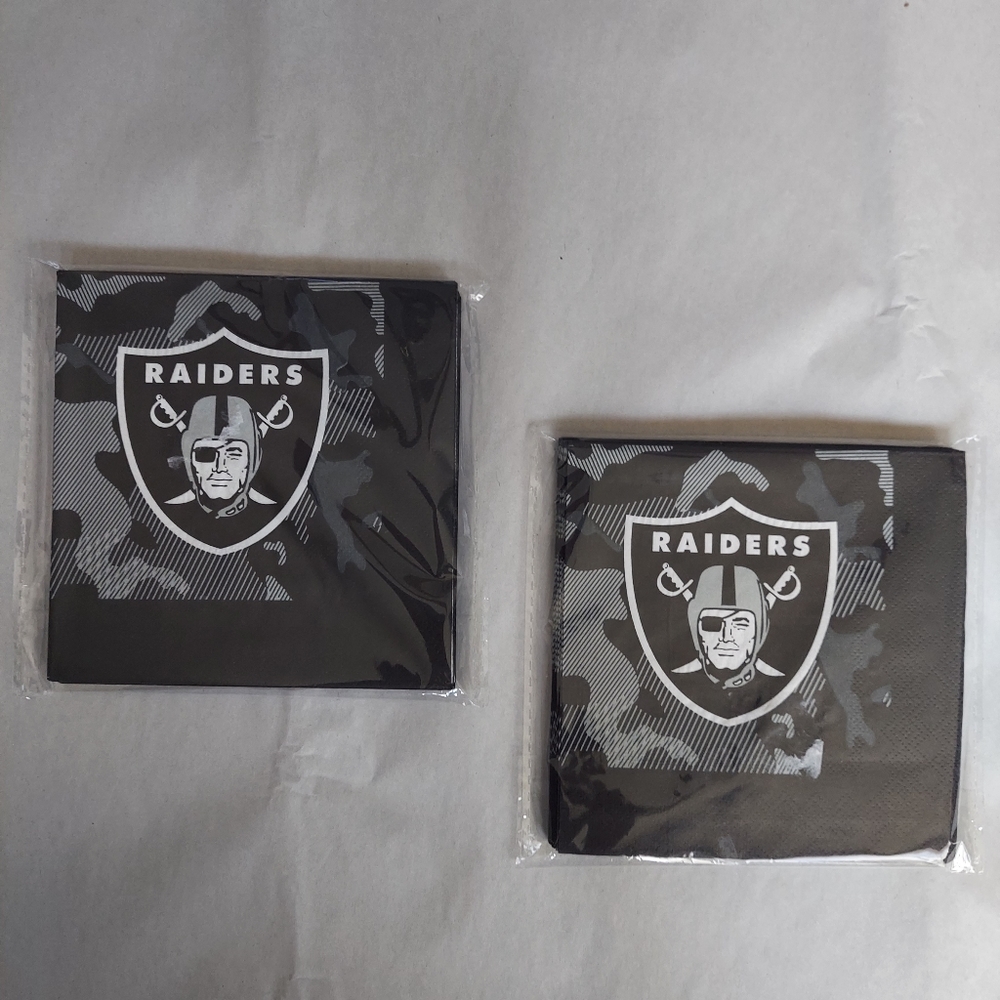 Las Vegas Raiders Lunch Napkins NFL 16 count 2pk NWT